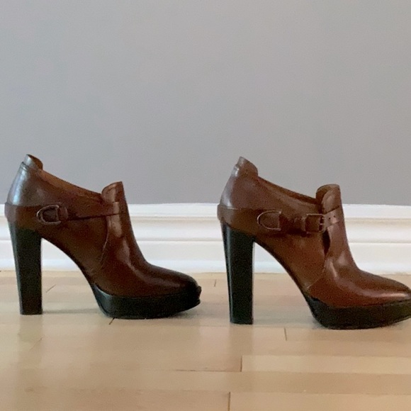 Ralph Lauren brown ankle boots with 5” heels - Picture 2 of 7